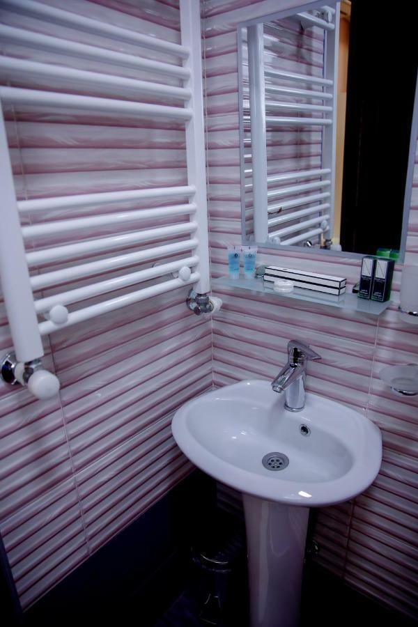 Euphoria Mariam Hostel Tbiliszi Kültér fotó